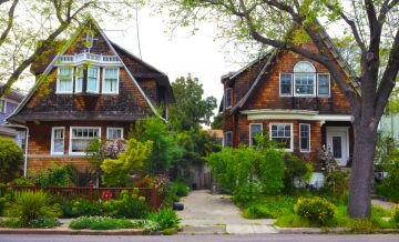 Brownshingles.jpg