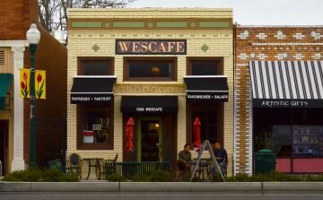 Cafe.jpg