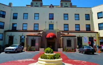 Hotel.jpg