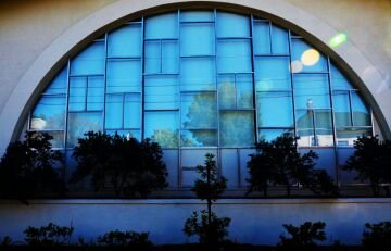 Roundwindow.jpg
