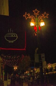 xmasLamp2.jpg