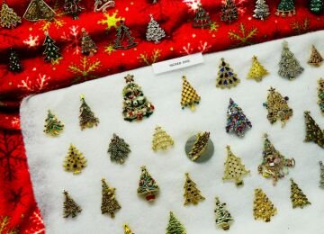 xmasjewelry.jpg